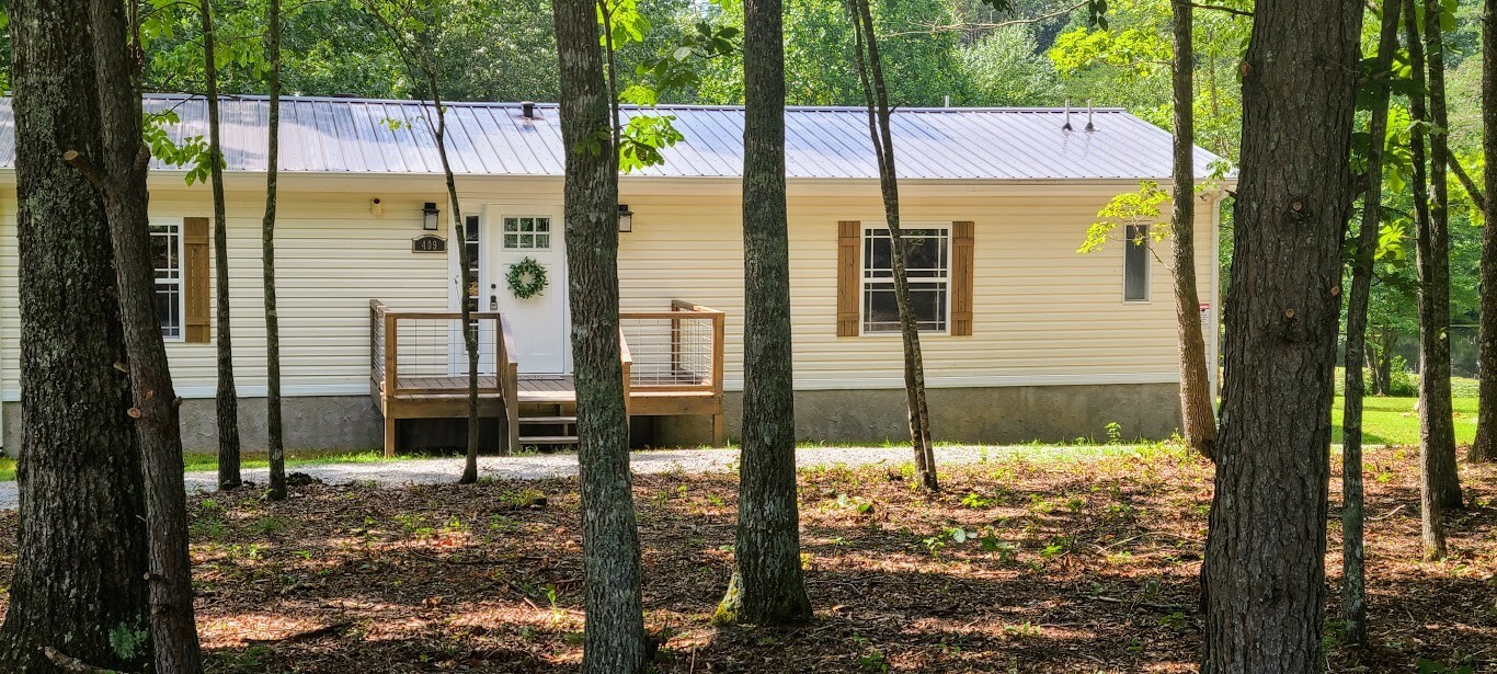 Property Photo:  409 Pickett Lake Rd  TN 37313 