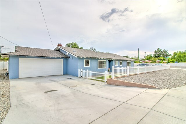 Property Photo:  1435 E 8th Street  CA 92223 