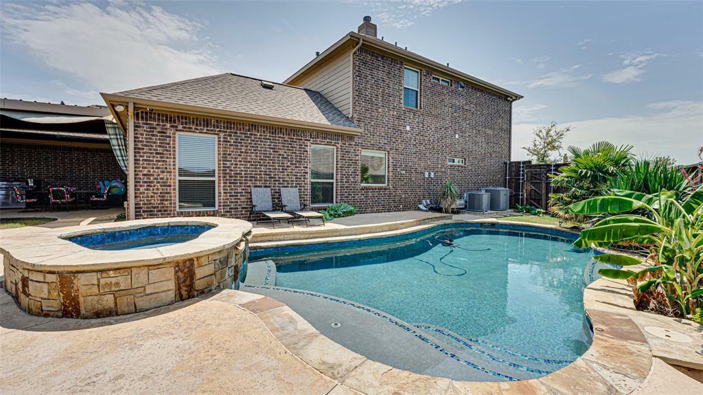 Property Photo: 1506 Great Lakes Court TX 75087
