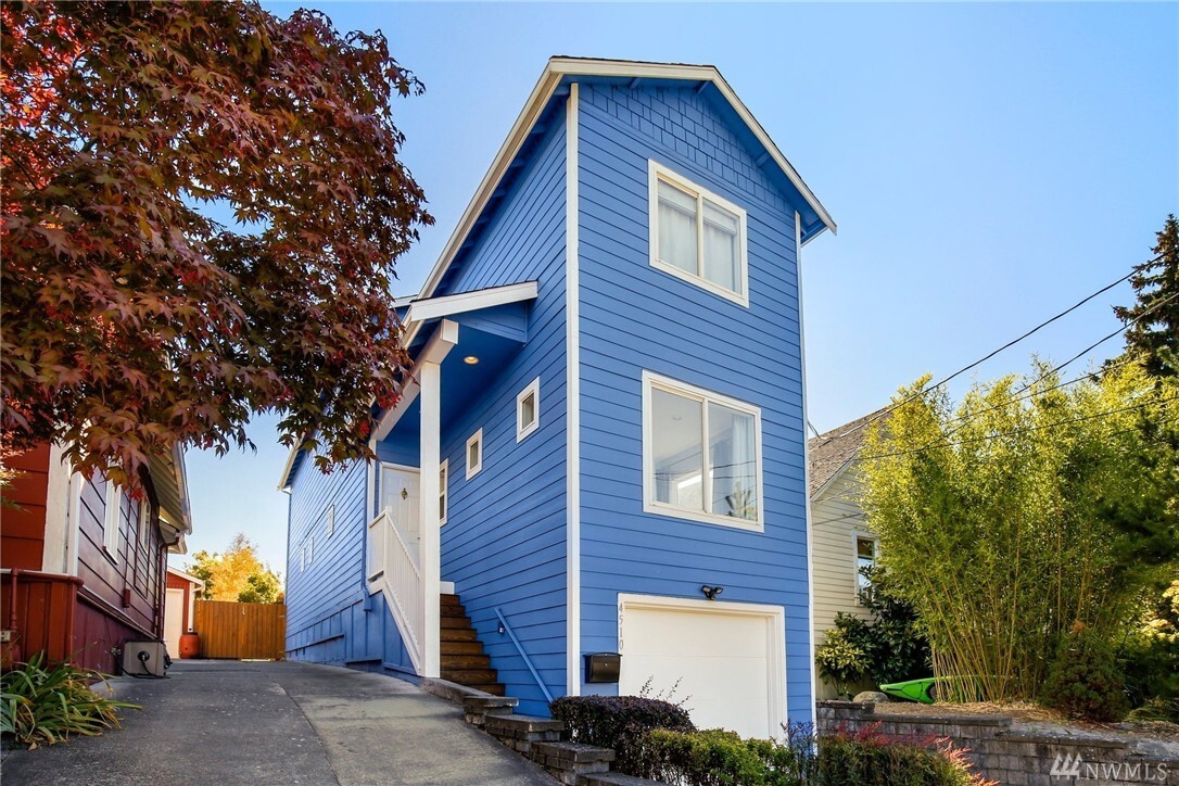 Property Photo: 4510 Cascadia Avenue S WA 98118