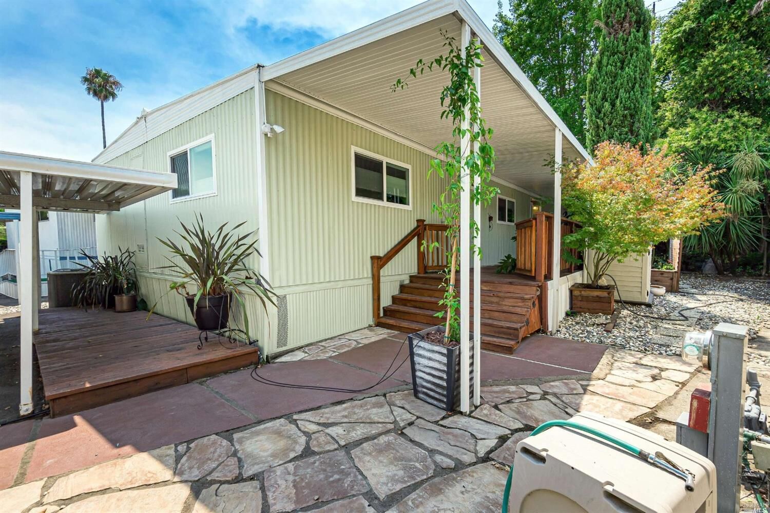 Property Photo:  3 Oceano Place 3  CA 94949 