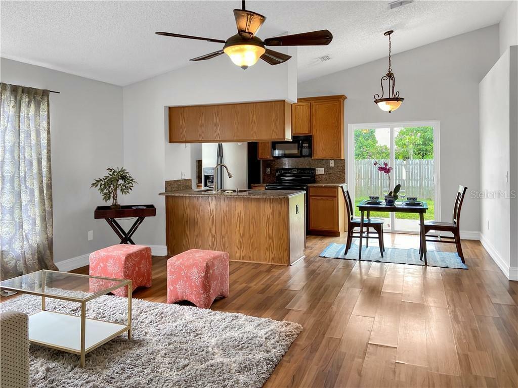 Property Photo: 2133 Justin Avenue FL 32826
