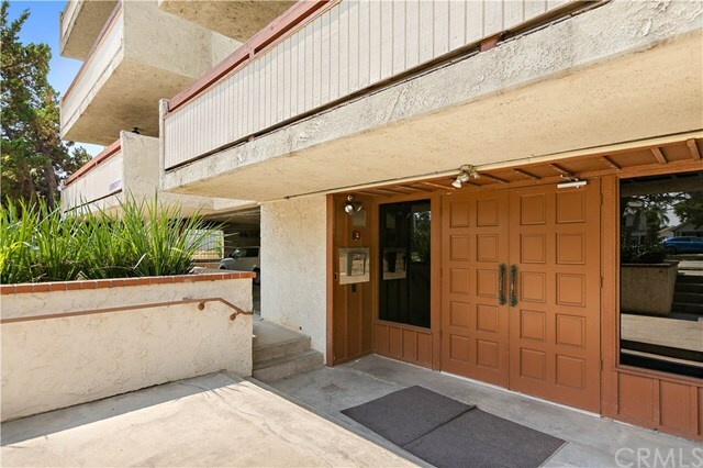 Property Photo:  125 S Sierra Madre Boulevard 202  CA 91107 