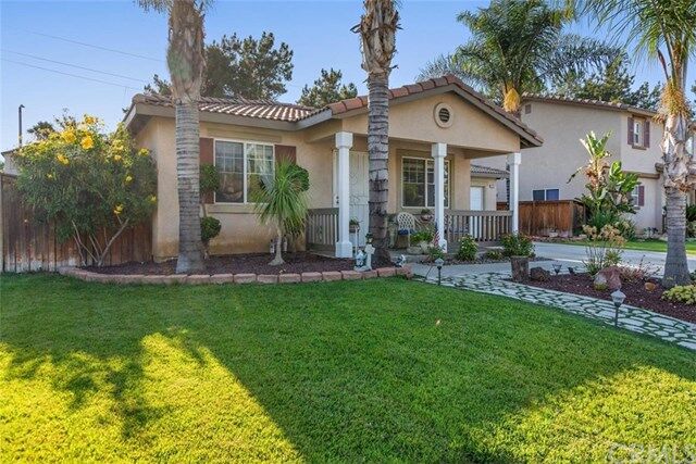 Property Photo: 15315 Aguila Pass CA 92555