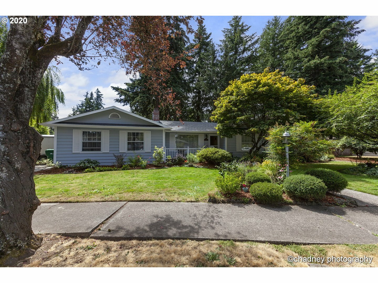 Property Photo: 17730 NE Flanders St OR 97230
