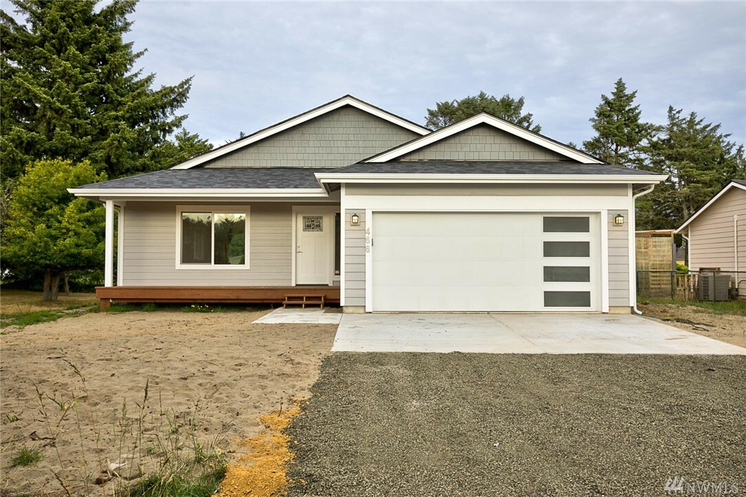 Property Photo:  749 Wood Duck Ave SE  WA 98569 