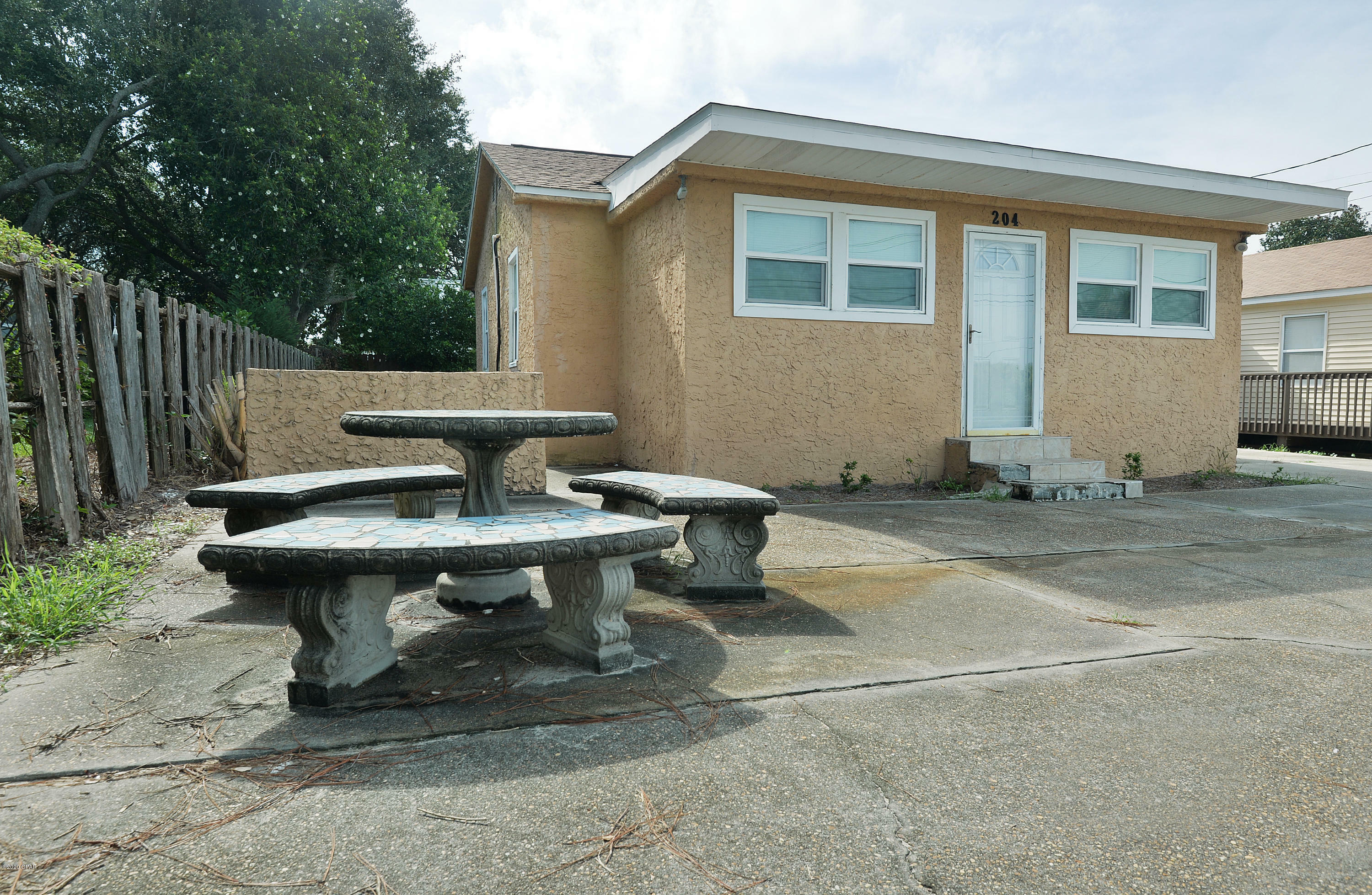 Property Photo:  204 15th Street  FL 32413 