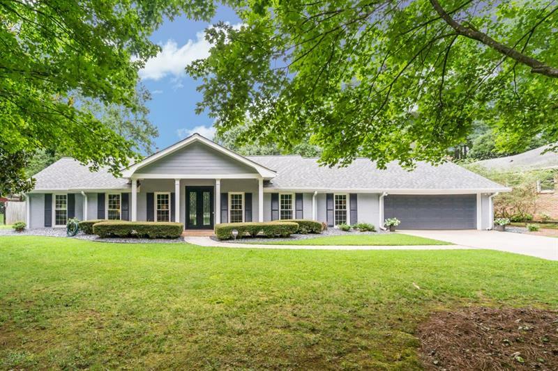 Property Photo: 240 Putting Green Lane GA 30076