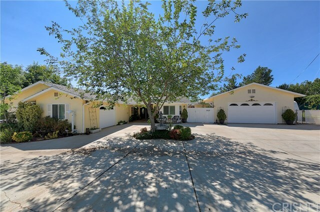 Property Photo:  33127 Acklins Avenue  CA 93510 