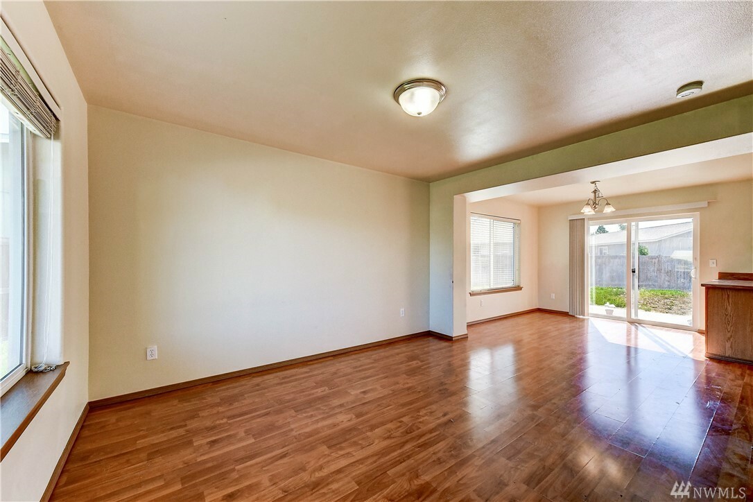 Property Photo:  508 E Kristen Ave  WA 98926 