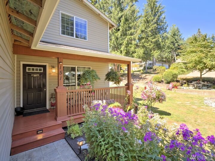 Property Photo: 151 E Galway Road WA 98584