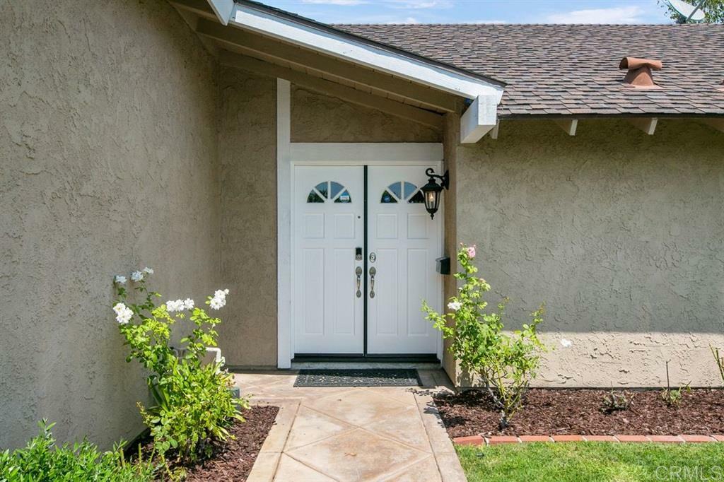 Property Photo: 10330 Muchacha Way CA 92124