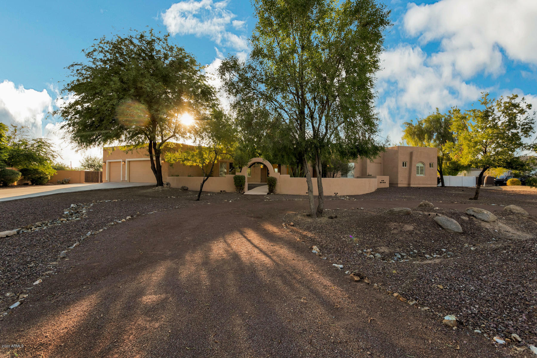 Property Photo:  3004 N 190th Drive  AZ 85340 