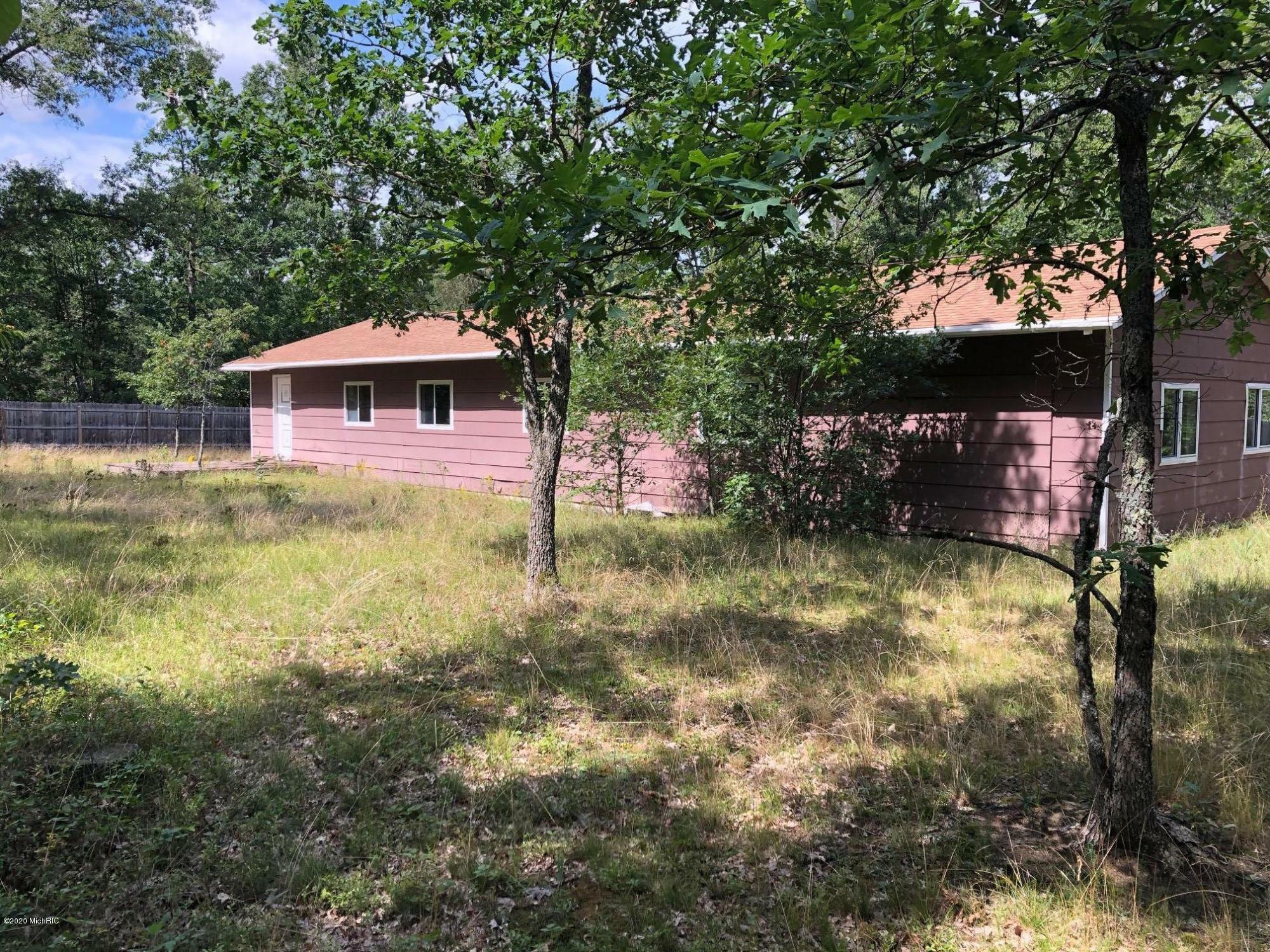 Property Photo:  3624 S James Road  MI 49304 