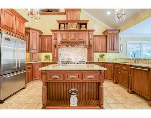 Property Photo: 14 Katelyn Way MA 01073