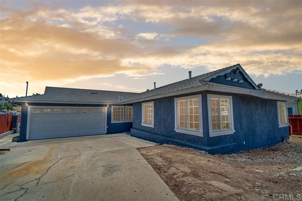Property Photo:  7711 Woodbine Way  CA 92114 