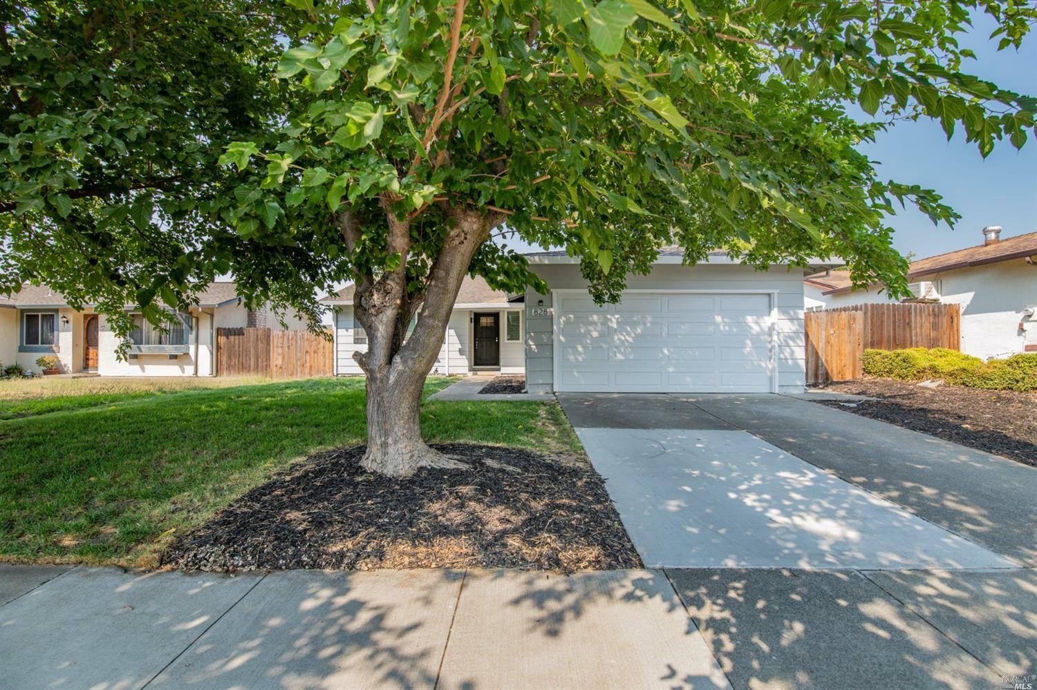 Property Photo:  828 Ruddy Lane  CA 94585 