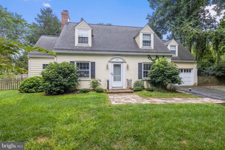 104 E Sickle Street  Kennett Square PA 19348 photo