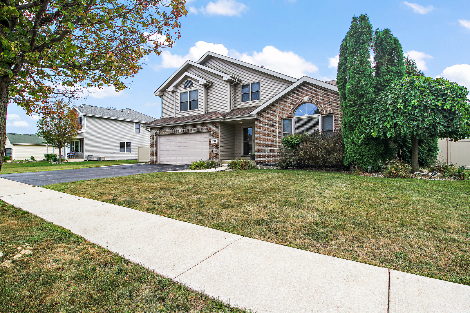 Property Photo:  1792 Yorktown Drive  IL 60914 