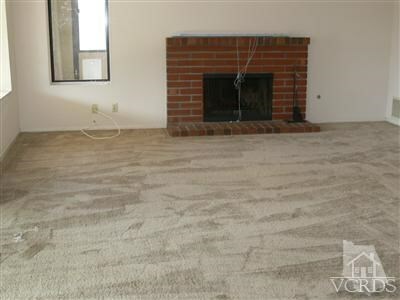 Property Photo:  2315 Ramelli Avenue  CA 93003 