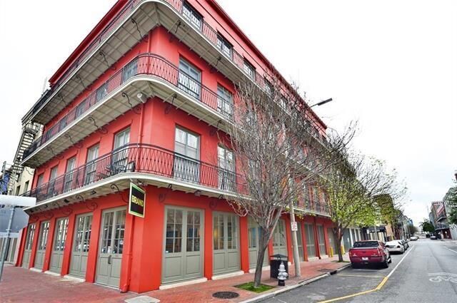 Property Photo:  333 Girod Street 202  LA 70130 