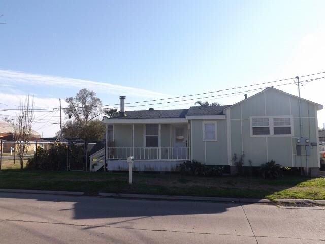 Property Photo: 604 S Genie Street LA 70043