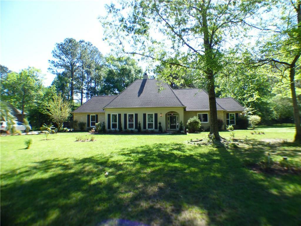 Property Photo:  111 Fox Run Drive  LA 70471 