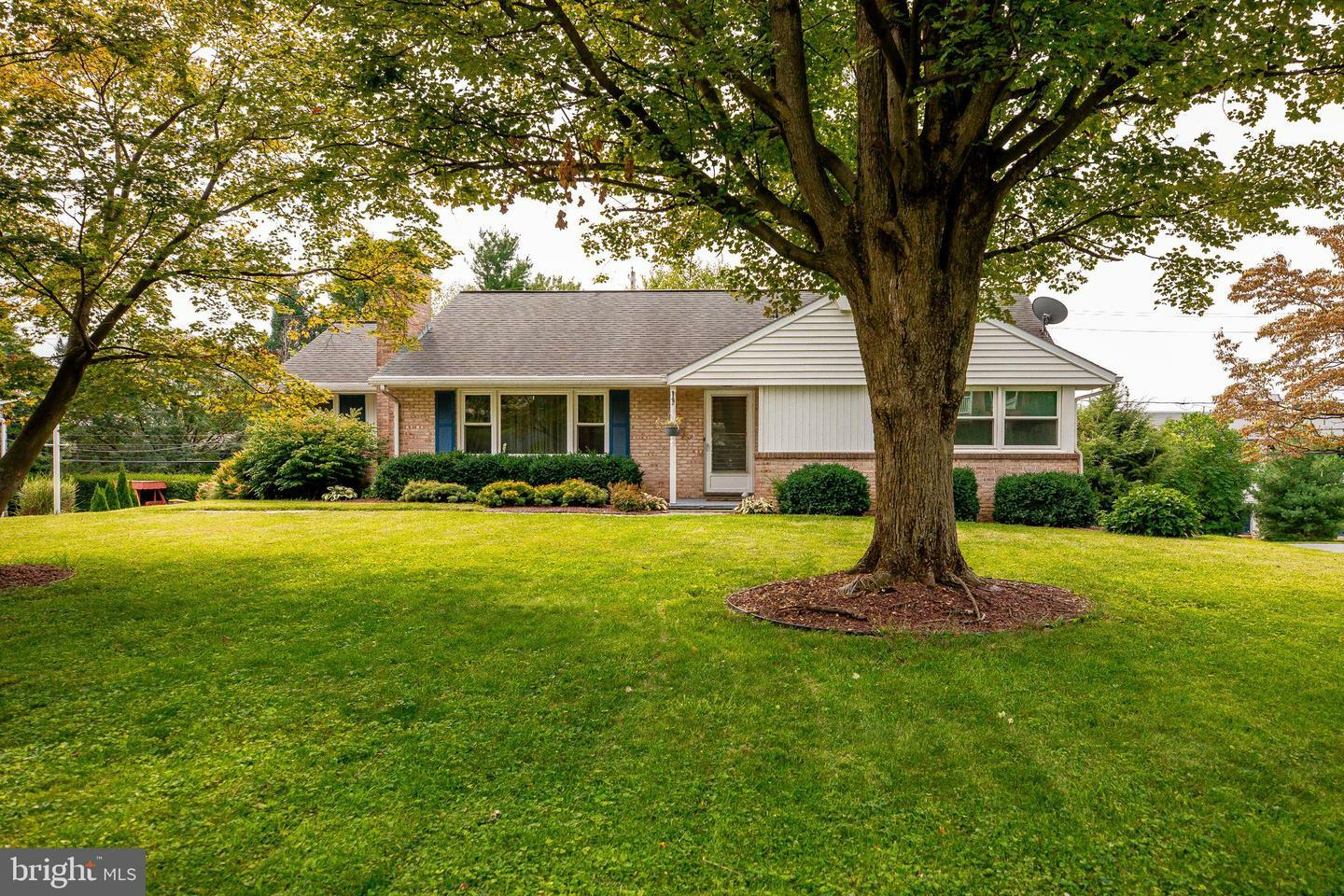 Property Photo: 234 Bluff View Drive PA 17601