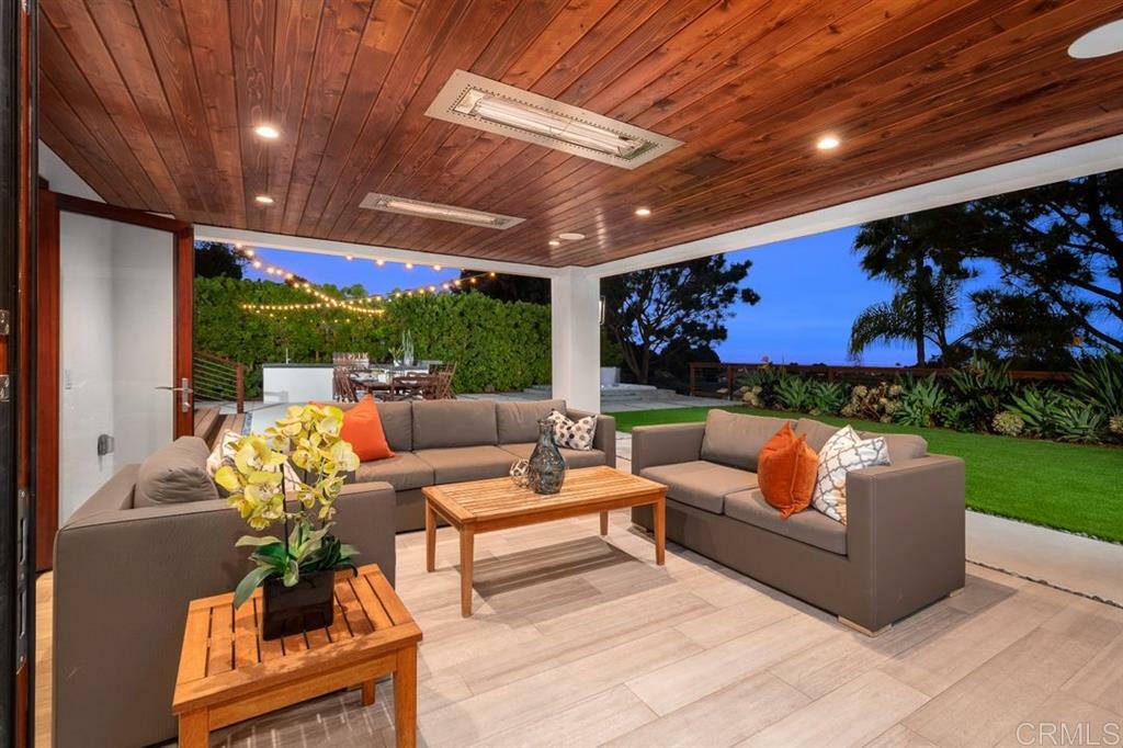 Property Photo: 14162 Half Moon Bay Dr CA 92014
