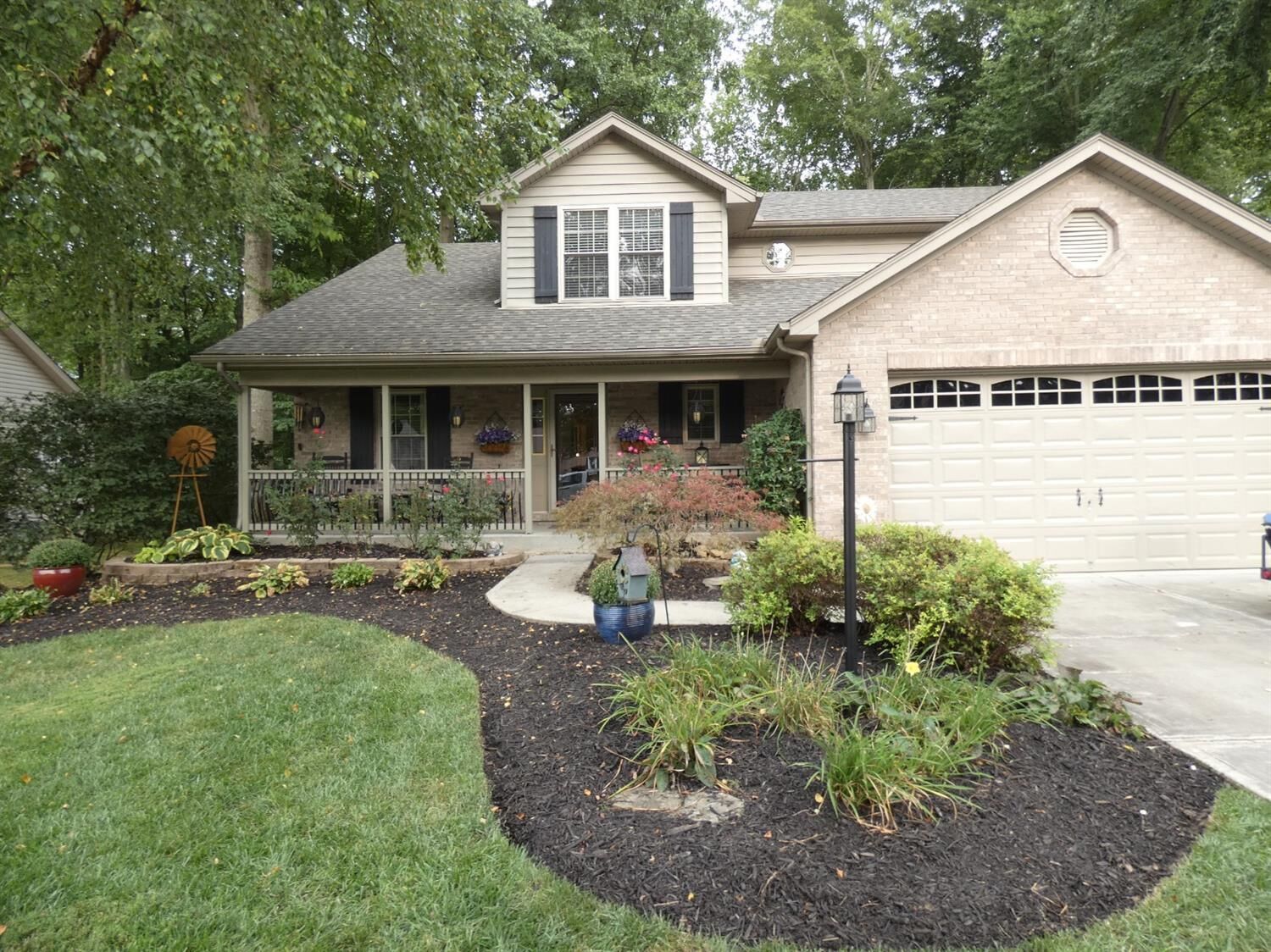 Property Photo:  5910 Greywolf Ct  OH 45150 