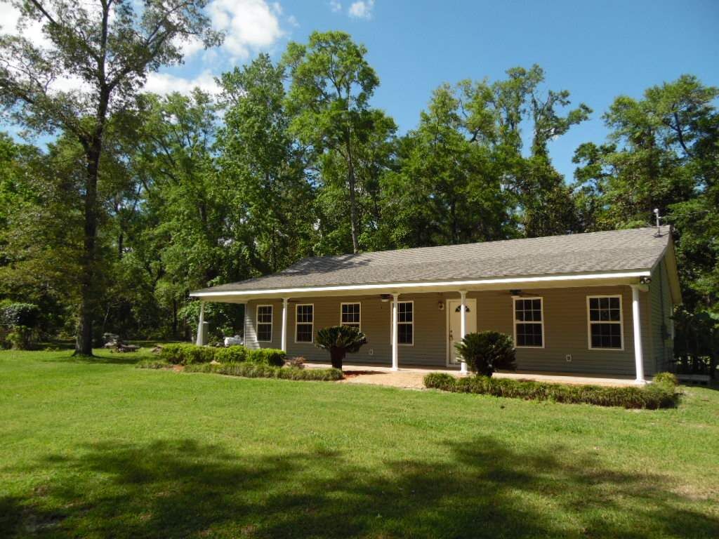 Property Photo: 73 S &Amp S Ranch Circle FL 32327
