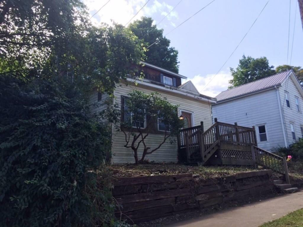 Property Photo:  228 W Smith Street  PA 16407 