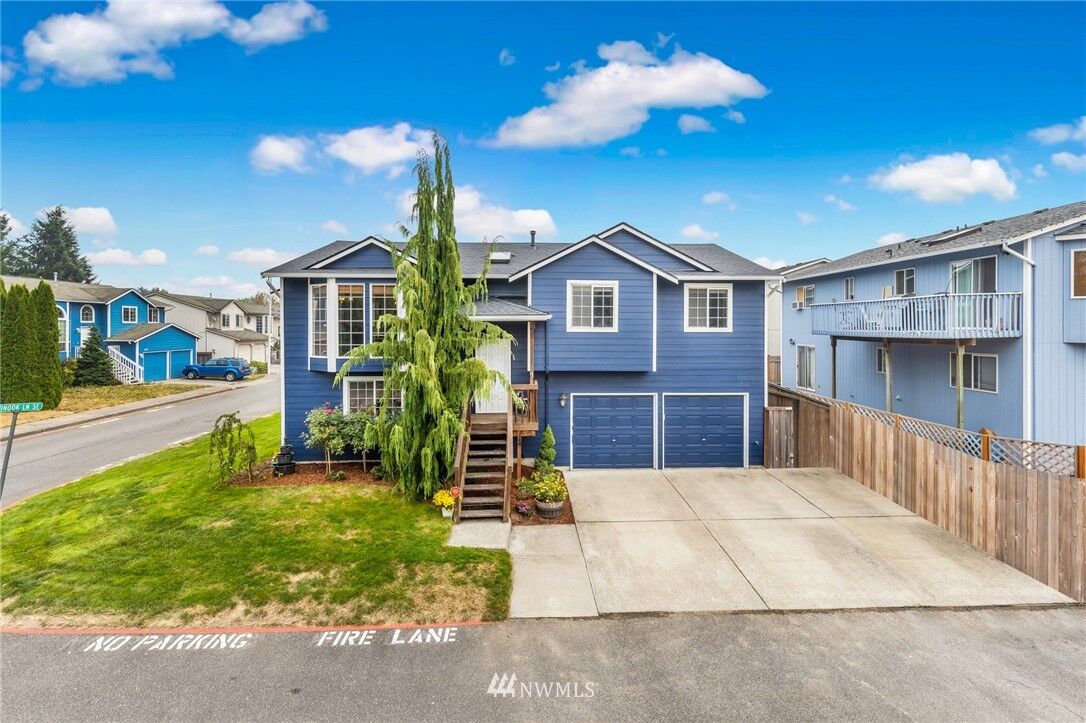 Property Photo:  15781  168th Avenue SE  WA 98272 