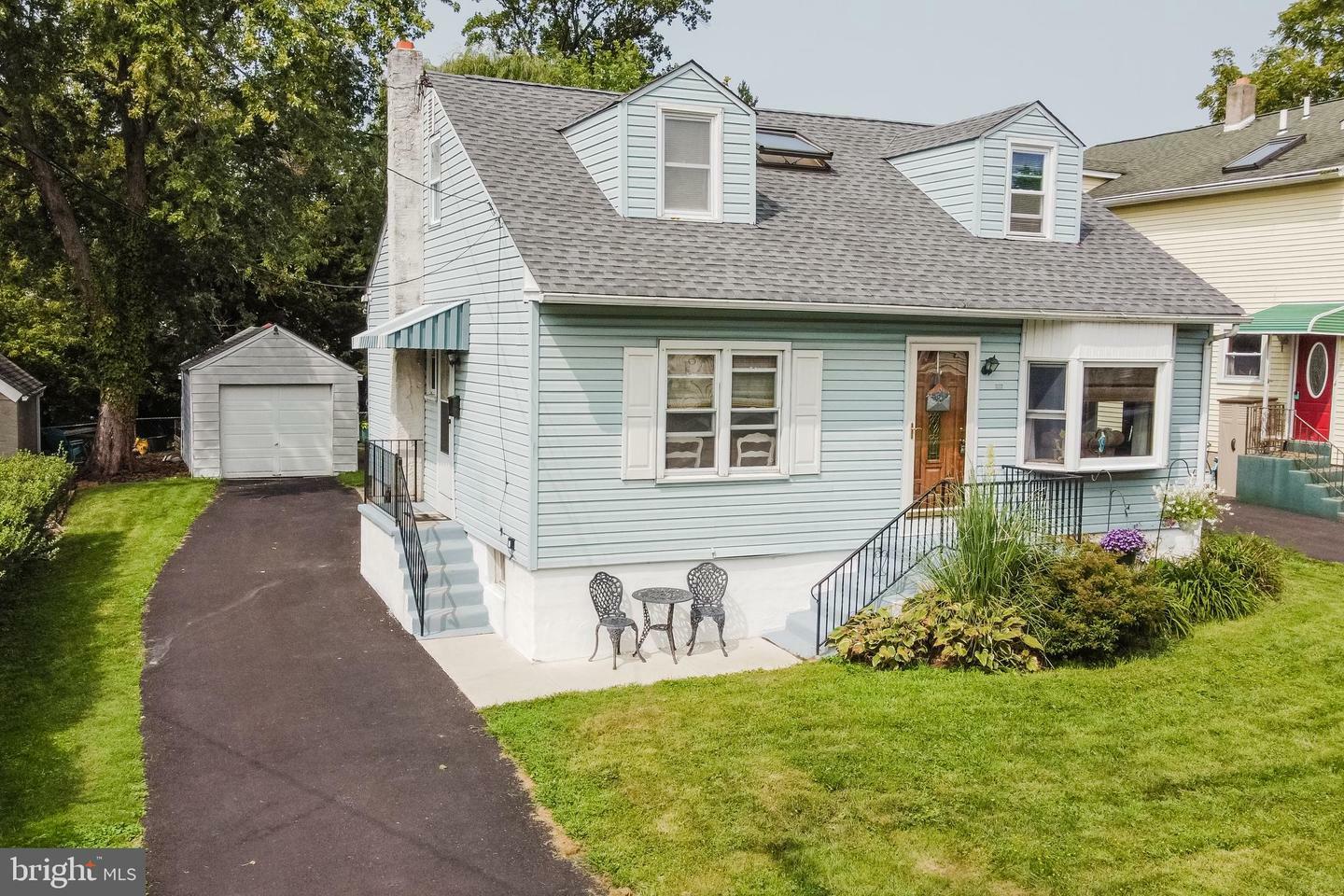 Property Photo:  222 Cricket Avenue  PA 19038 