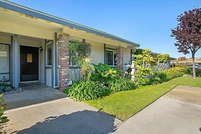 Property Photo:  114 E Alta Green  CA 93041 