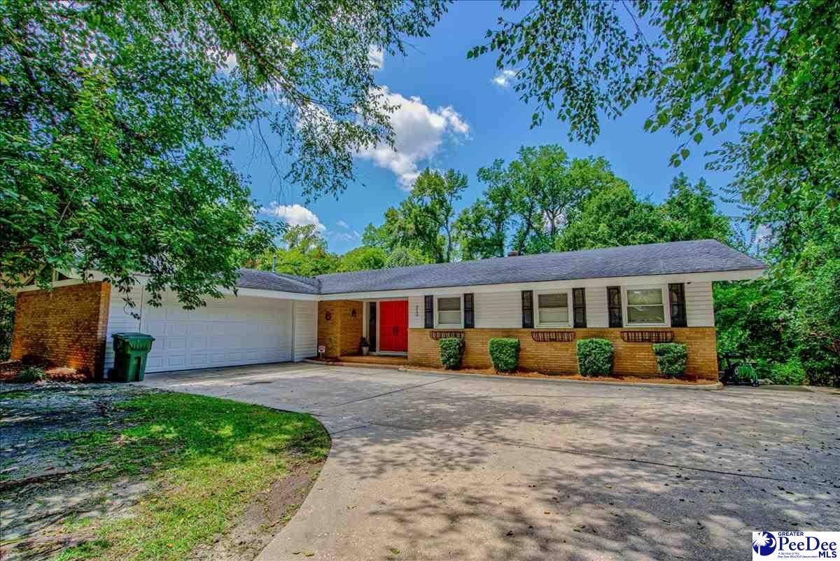 Property Photo: 513 S Cashua SC 29501