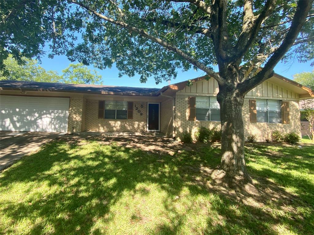 Property Photo: 1209 Woodson Lane TX 77833
