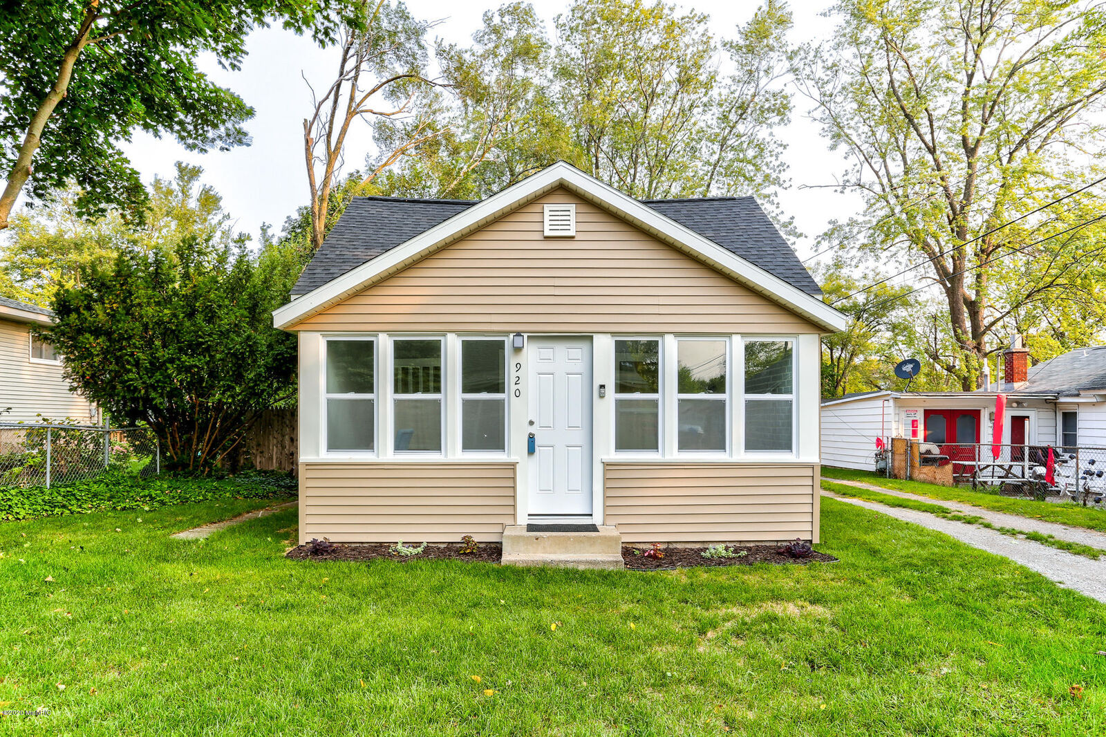 Property Photo: 920 Wilson Avenue MI 49441