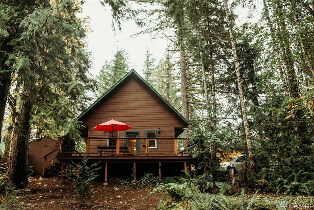 Property Photo:  81 W Satko Glen Rd  WA 98541 