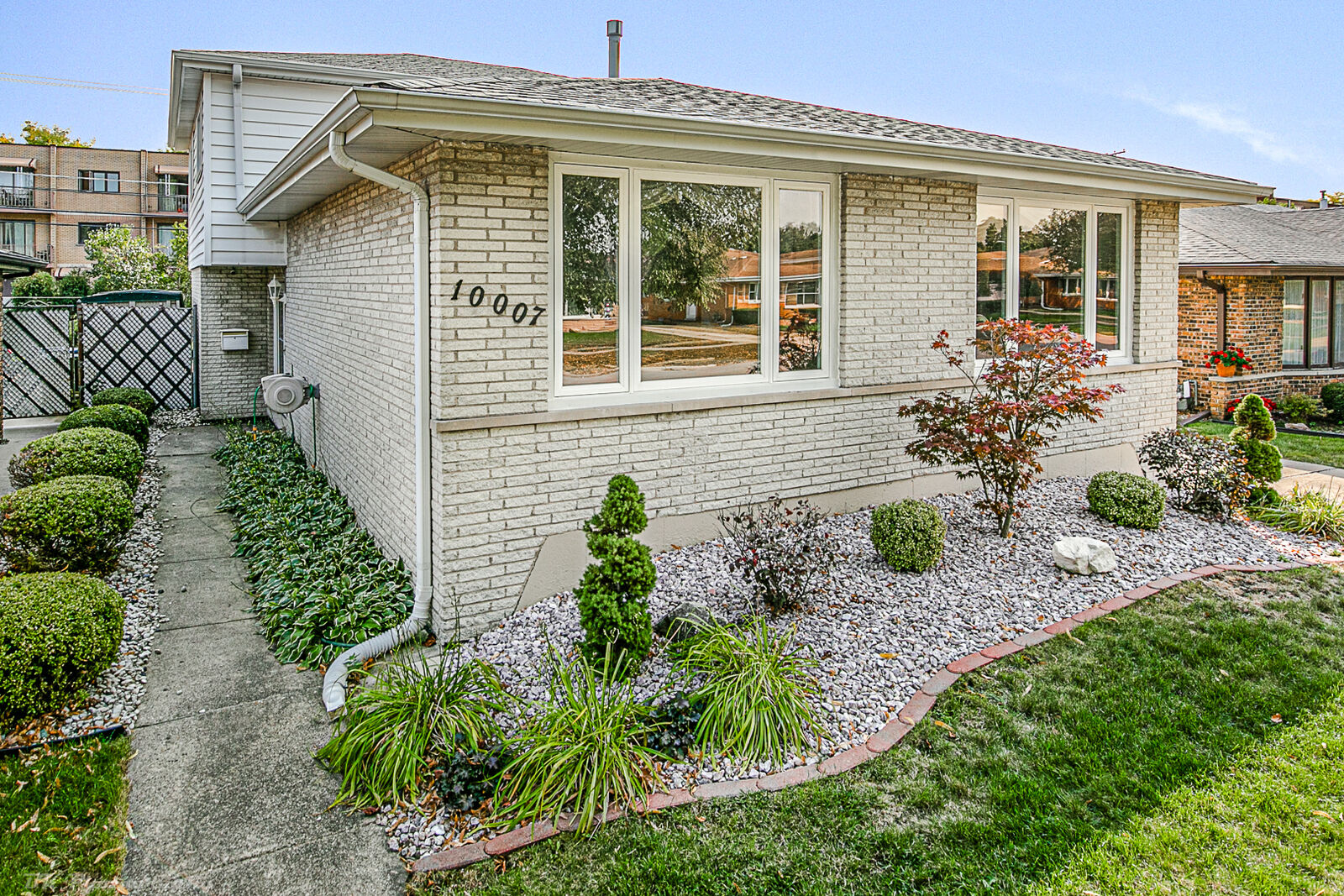 Property Photo:  10007 Komensky Avenue  IL 60453 