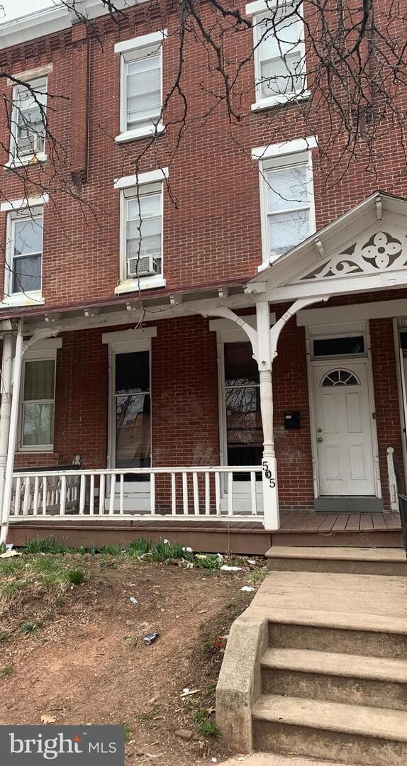 Property Photo:  505 Stanbridge Street  PA 19401 