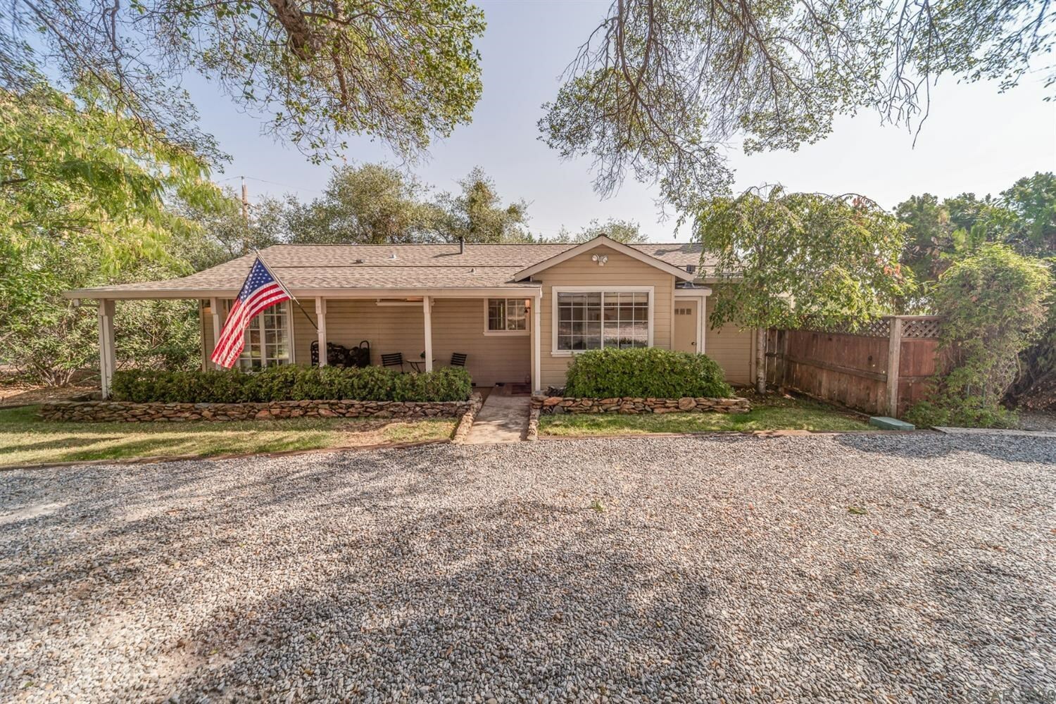 Property Photo:  928 Hillcrest Court  CA 95222 