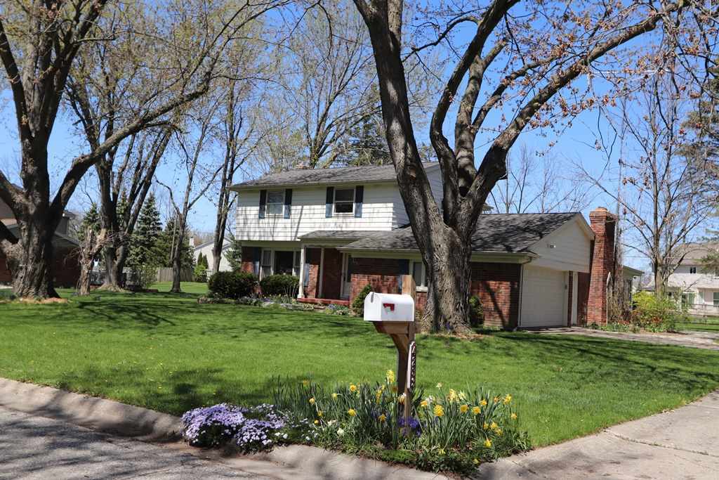 Property Photo:  4233 Knollwood  MI 48439 