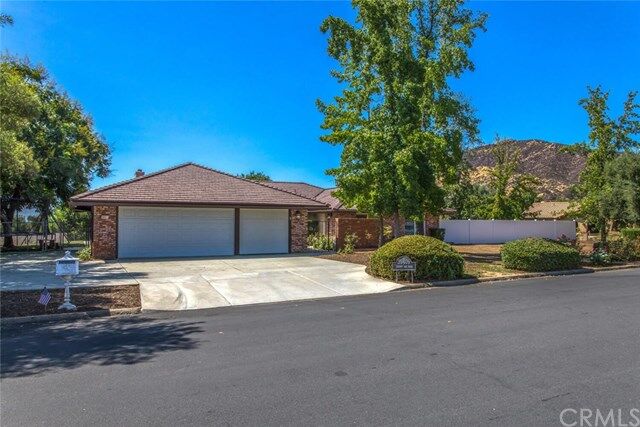Property Photo: 39409 Cherry Oak Road CA 92223