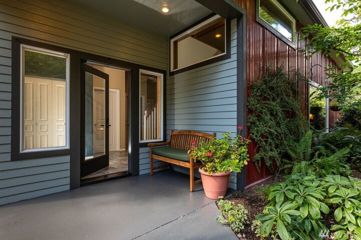 Property Photo: 581 Ellwood Dr WA 98239