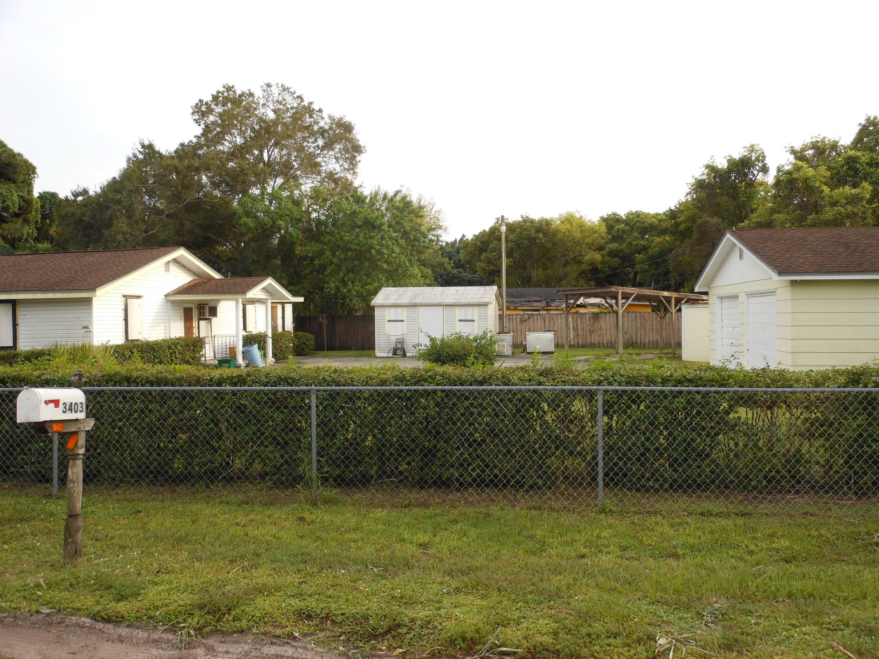 Property Photo: 3403 Avenue G FL 34947