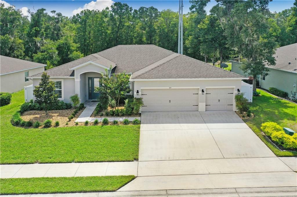 Property Photo:  525 Morgan Wood Drive  FL 32724 