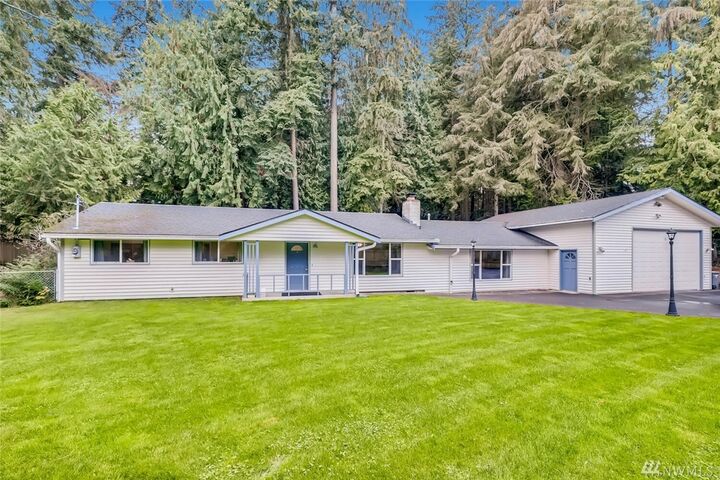 Property Photo: 30447 12th Avenue SW WA 98023