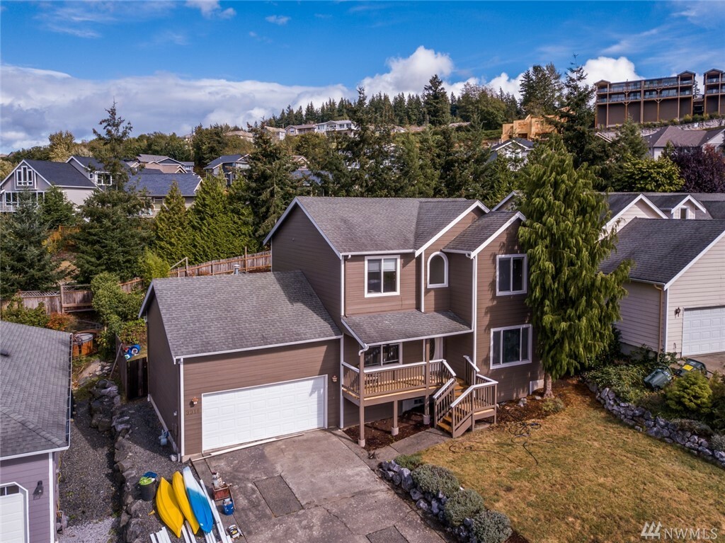 Property Photo:  3316 Cedarside Ct  WA 98226 