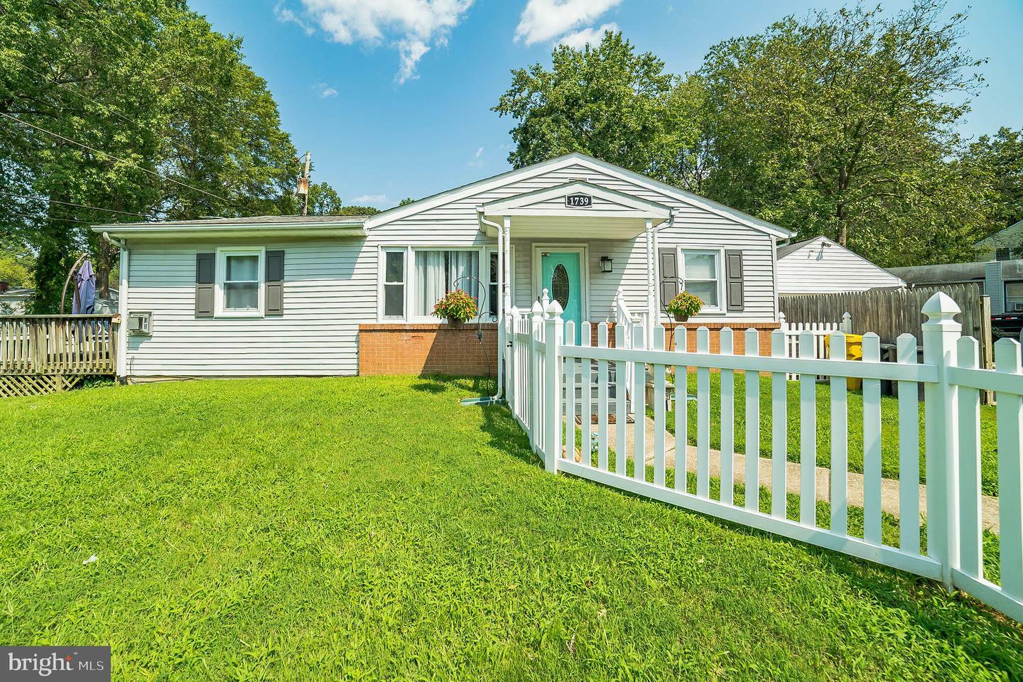 Property Photo:  1739 Chesapeake Drive  MD 21037 